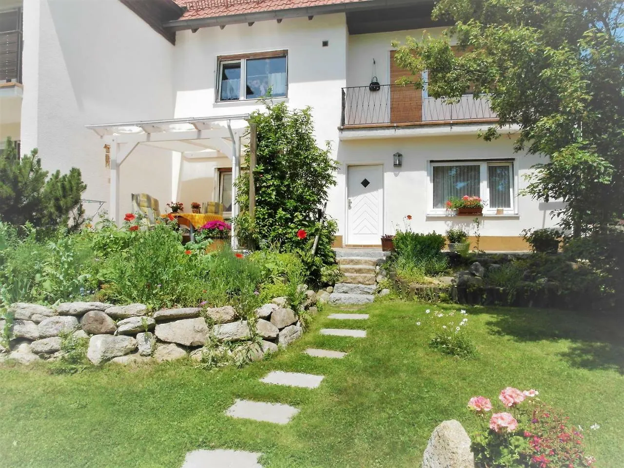 Ferienwohnung Arnold Erbendorf 0*,